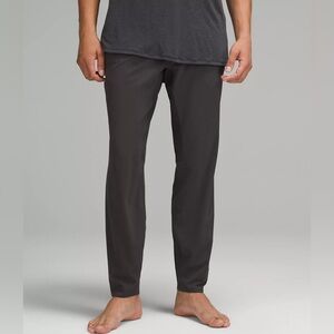 Lululemon In Mind Pants 30" Mens Joggers In Graphite Grey Size Medium EUC